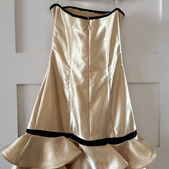 Gold Satin Jessica McClintock from Sax department store Size one strapless - Picture 2 of 7